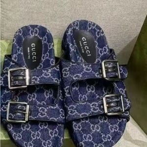 Gucci denim slides size 41
